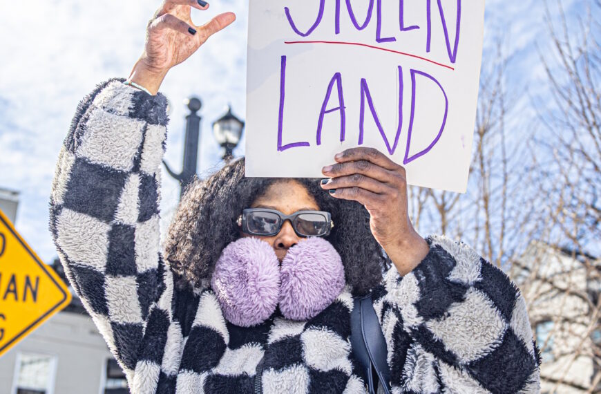 ‘Sorry, AP Chem’: How student media at one Missouri high school covered a walkout to protest ICE